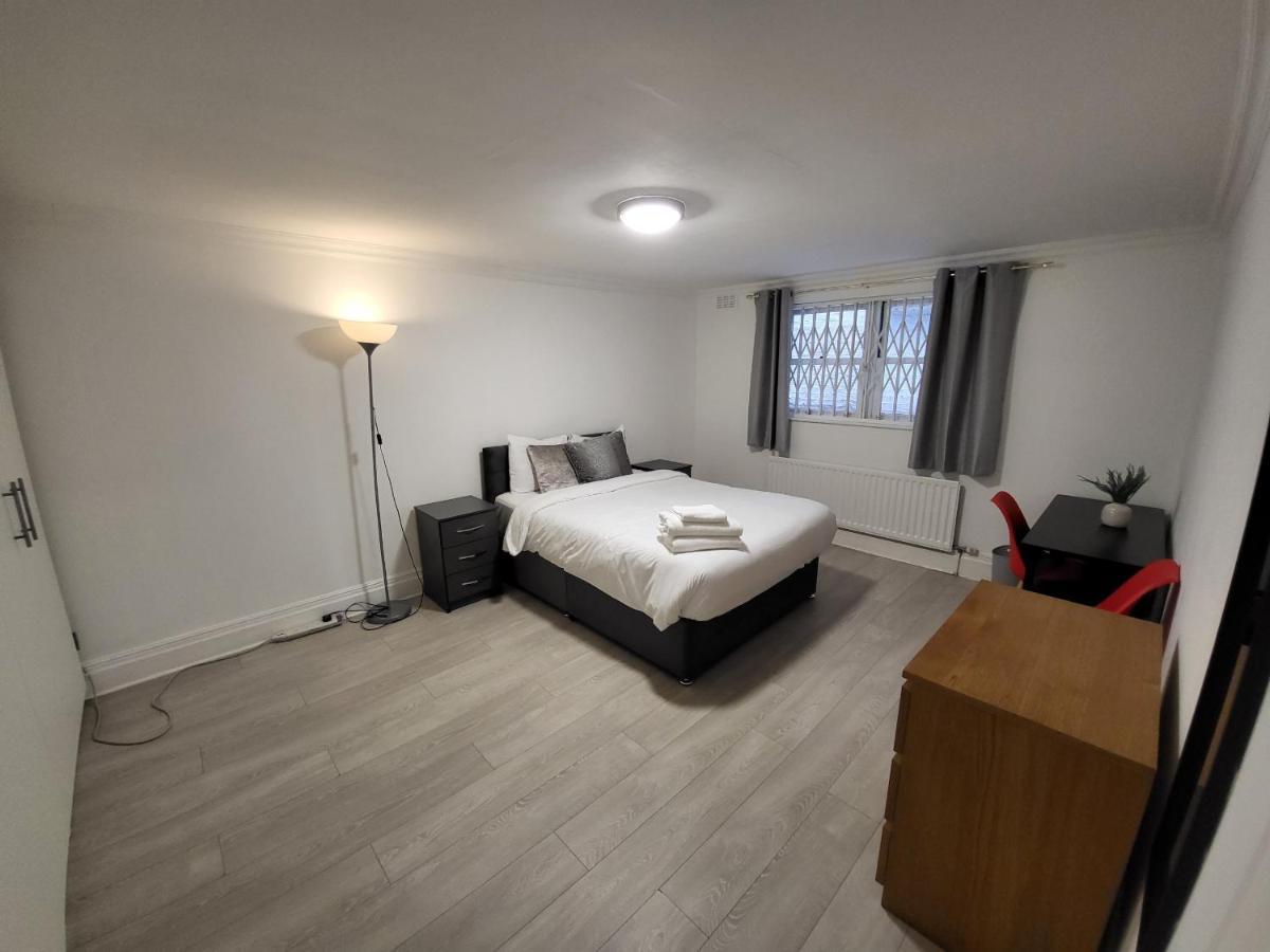 Cosy Apartment By Clapham South Underground! 伦敦 外观 照片